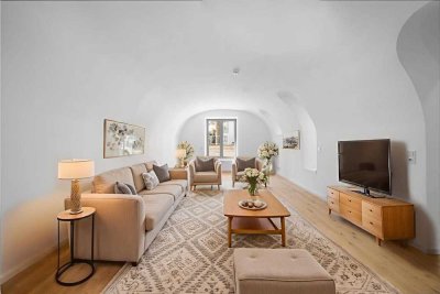 URBANER RÜCKZUG IM GRÜNEN – LOFTFLAIR IM GARTENGESCHOSS