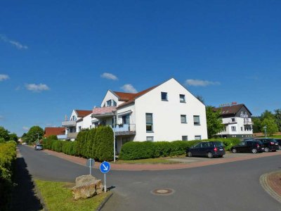 GUTE LAGE!!! Attraktive ETW mit Terrasse und Pkw- Stellplatz
