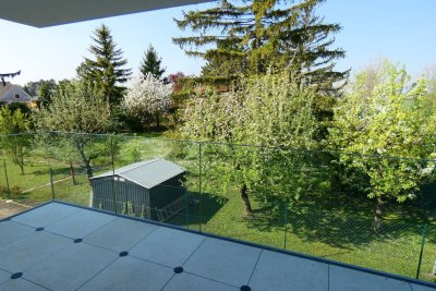 HERRLICHER GRÜNBLICK VON DER TERRASSE NIEDRIGENERGIE