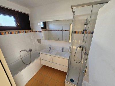 4-Zimmer-Wohnung mit traumhaftem Fernblick auf Stift Klosterneuburg, 3. Stock ohne Lift, Stellplatz