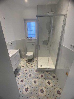 3er / 4er-WG gesucht! Unilage - 1min Hofgarten! Erstbezug!