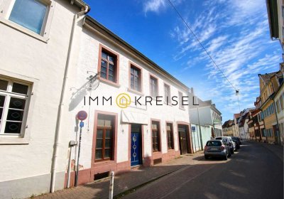 *Niedrige Provision* Historisches Renditeobjekt mit Entwicklungsmöglichkeiten in Toplage