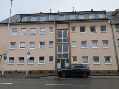 Kleine 3-Zimmer Dachgeschosswohnung in Solingen-Mitte.