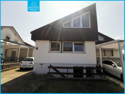 Reiheneckhaus mit Terrasse und Balkon in ruhiger Wohngegend am Rand von Gingen