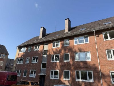 3,5-Zimmer Wohnung in Kiel-Hassee, Balkon, Badewanne