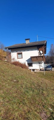 Schönes Einfamilienhaus in sonniger Hanglage in der Gemeinde Krems