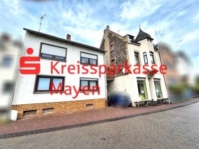 Kapitalanlage: Dreifamilienhaus mit Gewerbeeinheit