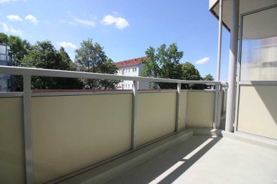 Gemütliche 2-Raumwohnung mit Wanne und Balkon