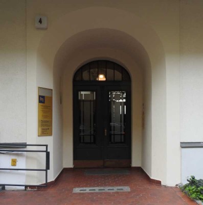 Exklusive Eigentumswohnung in Seitenstraße vom Kurfürstendamm - Nähe Adenauerplatz