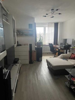 Helle 2-Zimmer-Wohnung mit Einbauküche und Keller in Köln-Nippes – 53 m²