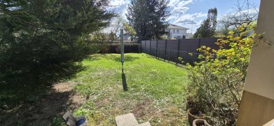 Familienhaus mit großer Garage in Leverkusen-Bürrig