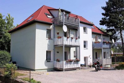 Tolle 3-Raum Wohnung mit Balkon in ruhiger Lage und Stellplatz