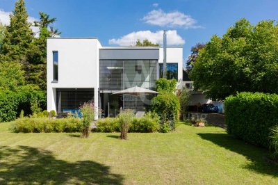 Isernhagen - Süd: Bauhausvilla auf einem Traumgrundstück - nutzen Sie die gefallenen Zinsen!