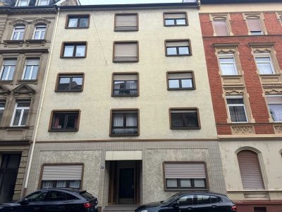Frisch renoviert & komplett möbliert – Wohnen in bester Lage