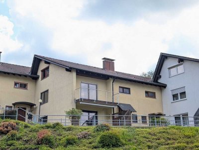 Reihenhaus mit Garage in Sonnenlage von Schiltach