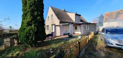 * Doppelhaus mit vielen Möglichkeiten *