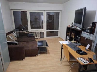 Charmante 1-Zimmer Wohnung mit Terasse in München-Solln