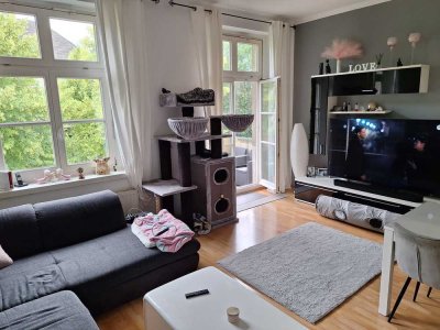 Moderne und lichtdurchflutete 4 Raum-Wohnung mit Balkon *nur mit WBS*