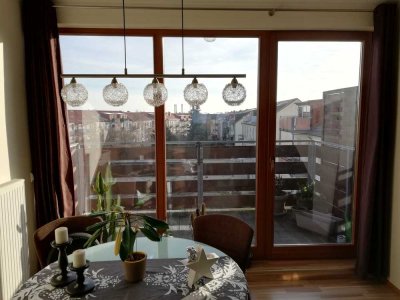 Helle Dachgeschosswohnung mit großzügigem Balkon im Dessauer Norden