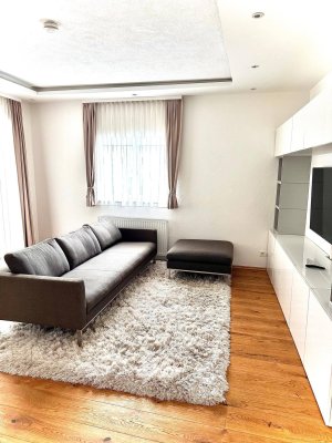 Moderne 4-Zimmer Wohnung mit Parkplatz in Wunderschöne 4 Zimmer Wohnung mit großer Terrasse in Stans ab sofort privat zu vermieten.