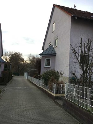 Schöne helle 1 - Zimmer – Souterrain - Wohnung in ruhiger Lage in  14979 Großbeeren