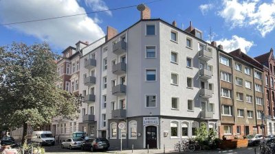 moderne 3 Zimmer DG Wohnung 69 m² Hannover nähe Lister Meile, Einbauküche, Panor.-Fenster, Keller