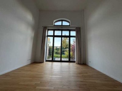 Attraktives Reihenhaus / Wohnung mit Terrasse in Potsdams Nauener Vorstadt