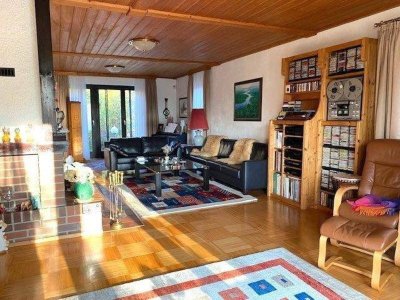 Traumhaftes Ein- oder Zweifamilienlandhaus in herrlicher Natur!