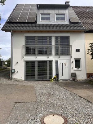 Modernes Haus in sehr ruhiger Lage