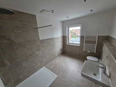 hochwertig sanierte 3 Raum Wohnung mit Balkon in Elbe- Parey ( Erstbezug)