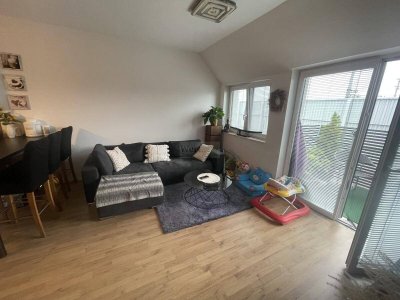 Moderne 3 Zimmer Wohnung mit Balkon in Grünruhelage zu vermieten!