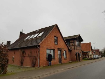 Mandelsloh - 2 Familien Haus mit Einliegerwohnung