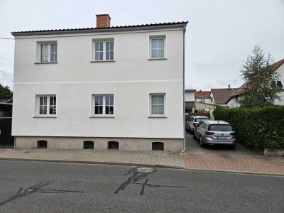 Schönes Einfamilienhaus mit Nebengebäude in Wümbach – vielseitig nutzbar