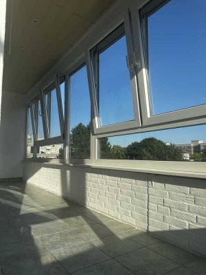 Schöne 4-Zimmer-Wohnung mit Einbauküche und 2 Balkons in Wolfsburg
