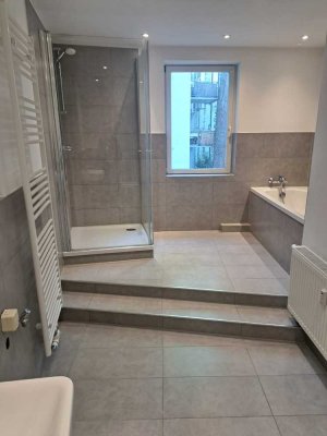Moderne 3-Zimmer Wohnung im separaten Hinterhaus