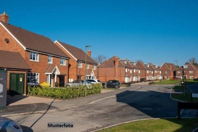 Neuwertiges Reihenmittelhaus mit Garten, 2 Terrassen und viel Platz für die Familie