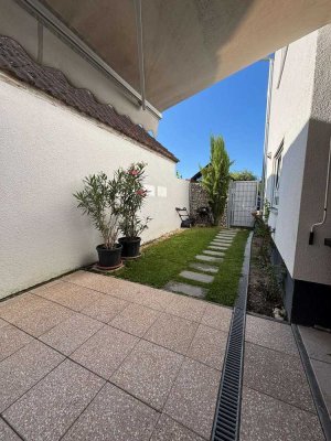 Barrierefrei,Terrasse,Einbauküche,Stellplatz,4-Zimmer....