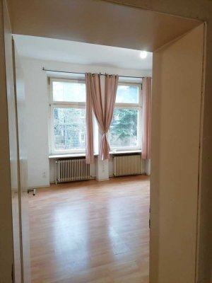 Geräumige 4-Zimmer-Wohnung in Wuppertal-Oberbarmen mit neuem Badezimmer