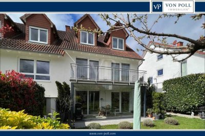 VON POLL - FRIEDRICHSDORF: Attraktives Doppelhaus mit Sauna, Loggia, Garten & Garage