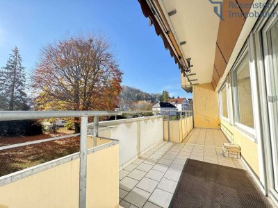 *OHNE KÄUFERPROVISION* Vollrenovierte 4-Zimmerwohnung, zentral, bezugsfrei