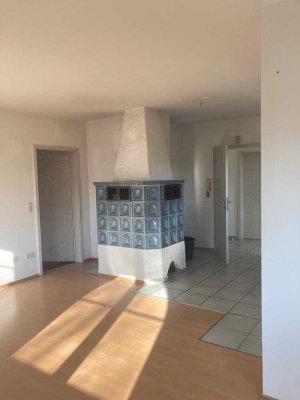 Schöne 2-Raum-Wohnung mit neuer EBK und zwei Balkonen in Ködnitz