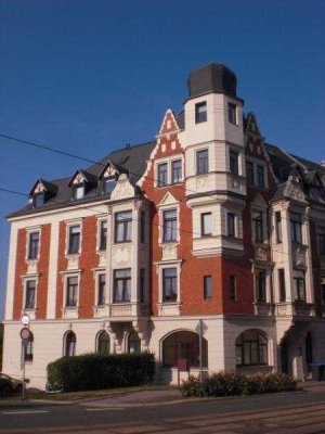 Liebknechtstraße 75...2 Zimmer Wohnung mit Balkon im 1. Dachgeschoss
