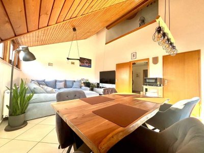 Ein Zuhause mit Charakter: Galerie, Loggia & jede Menge Licht!