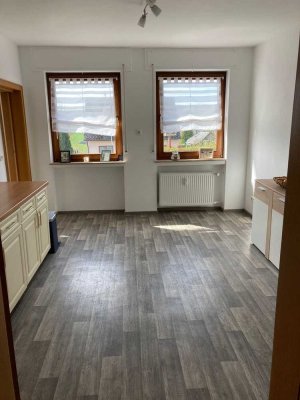 DAMSCHEID | 93 qm 3,5 ZKB + WC + moderne EBK zu vermieten