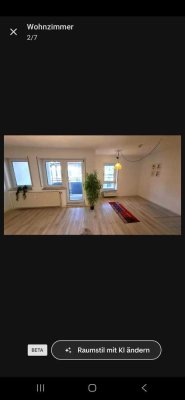 Vollständig renovierte und möblierte Wohnung mit Balkon und Tiefgaragenstellplatz in Zentrum