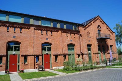 Herrliches Townhouse mit Süd-Garten und Kappendecke in historischem Ambiente