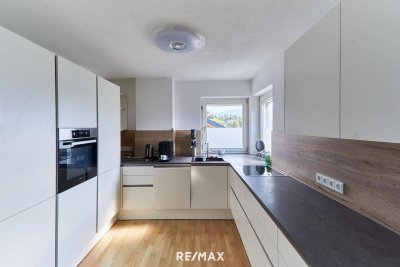 Zentrale 3-Zimmer-Wohnung in sonniger Süd-Ost-Lage mit Tiefgaragenplatz