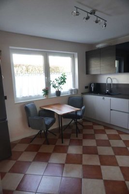 Charmantes Reihenendhaus mit 4 Zimmern Citynah im Grünen