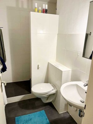 ***Studenten aufgepasst: Helles 1-Zi. Apartment, Pantry-Küche, Stellplatz***
