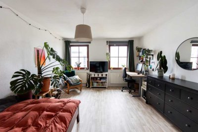 Attraktive Kapitalanlage in der Altstadt – Vermietete 1-Zimmerwohnung mit Tageslichtbad und EBK
